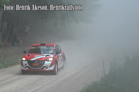 © Henrik Åkeson, Henrikrallyfoto.